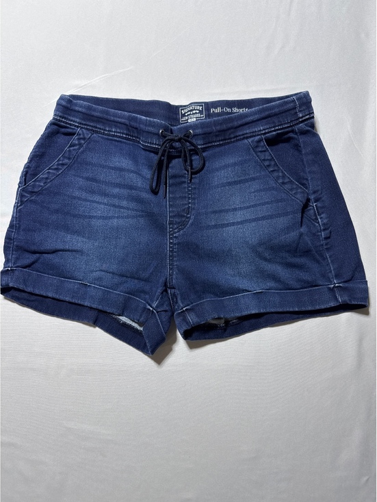 Levi's Pants - Levi's Signature Pull-On Denim Shorts - Size 10 W30 - Comfy,